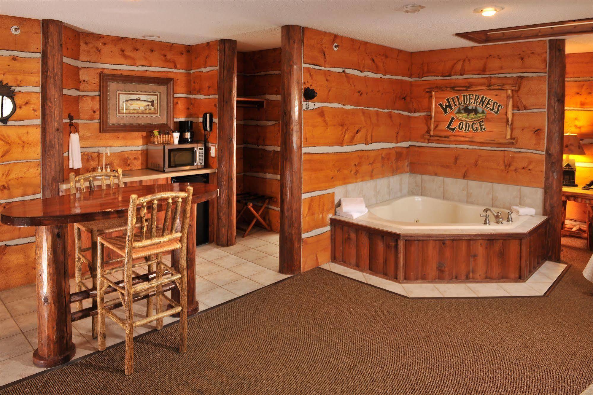 Cedar Creek Hotel Wausau - Rothschild Bagian luar foto