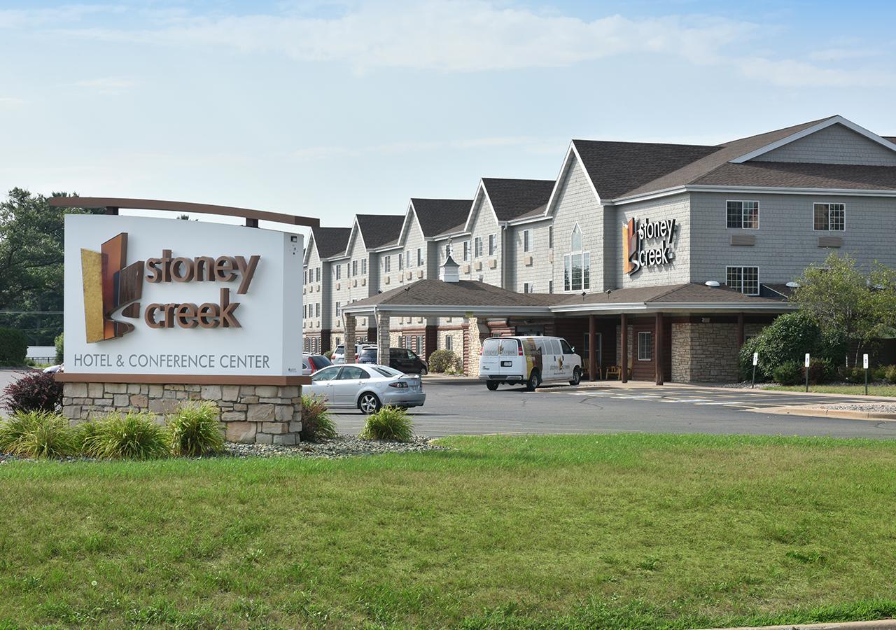 Cedar Creek Hotel Wausau - Rothschild Bagian luar foto