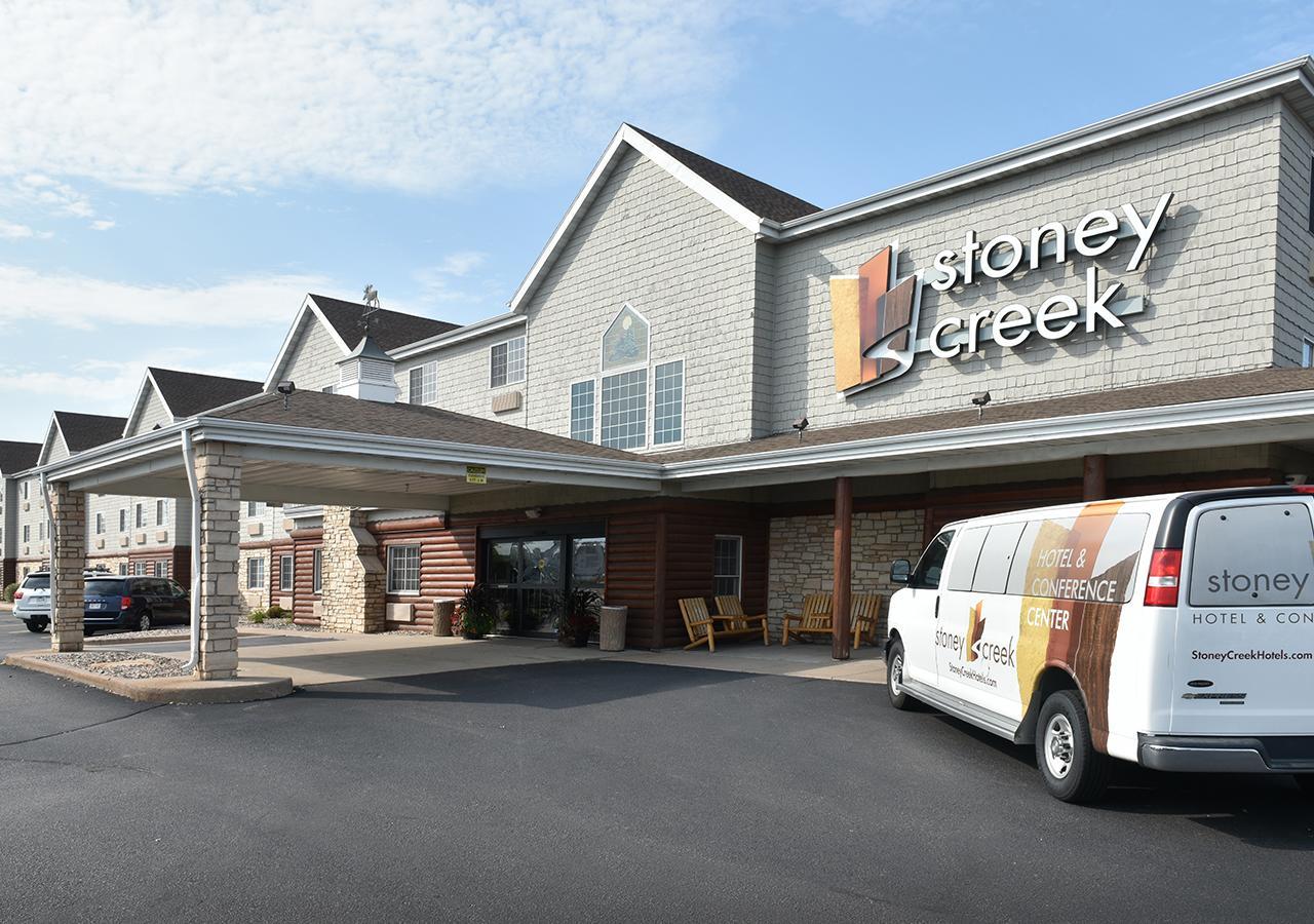 Cedar Creek Hotel Wausau - Rothschild Bagian luar foto